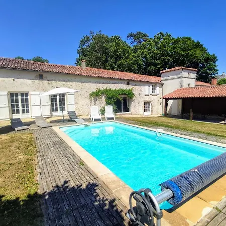 Le Parc Du Chateau De Holiday home Bourneau